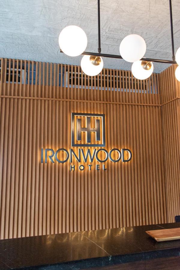 Ironwood Hotel Таклобан Экстерьер фото