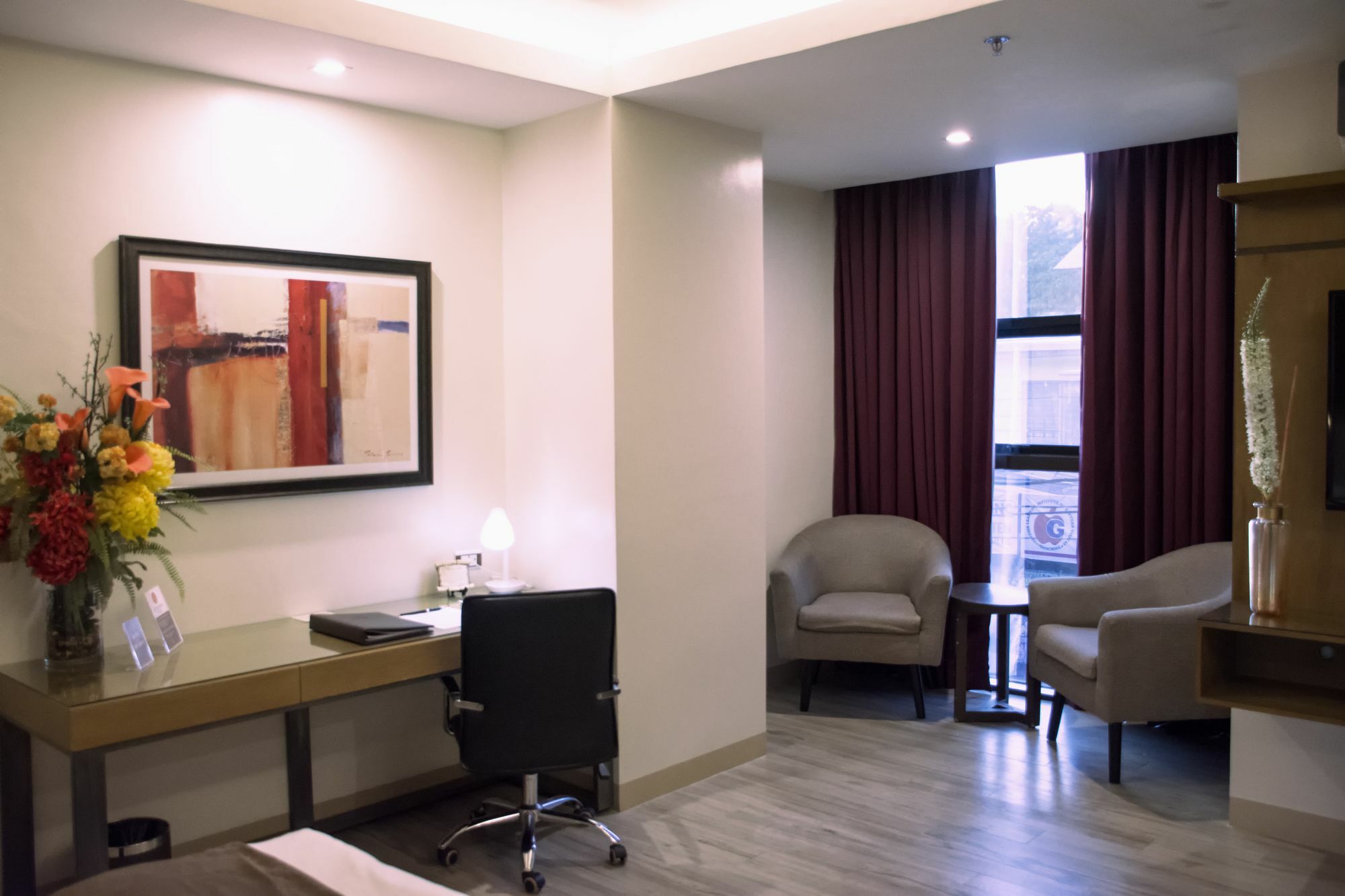 Ironwood Hotel Таклобан Экстерьер фото