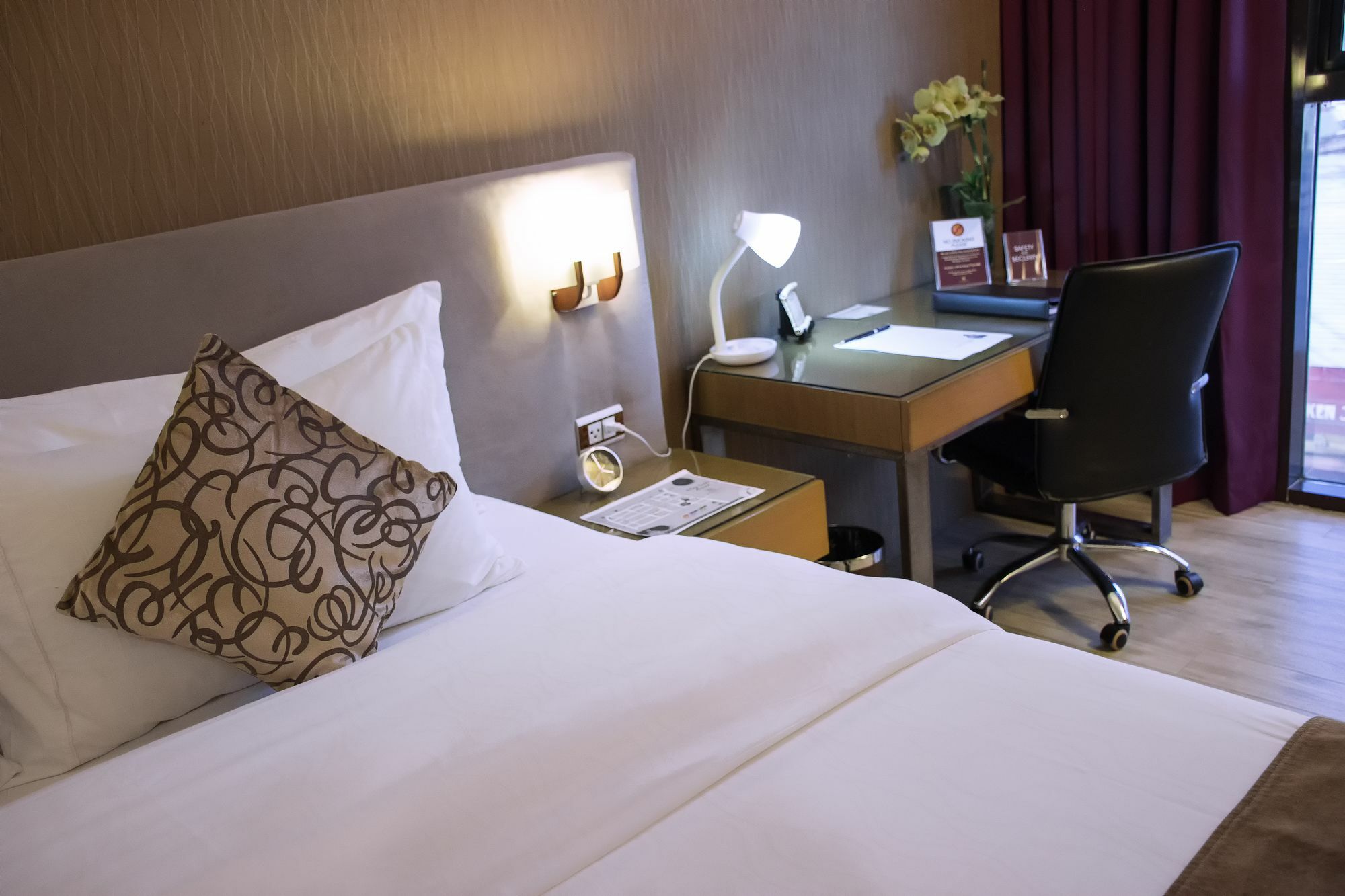 Ironwood Hotel Таклобан Экстерьер фото